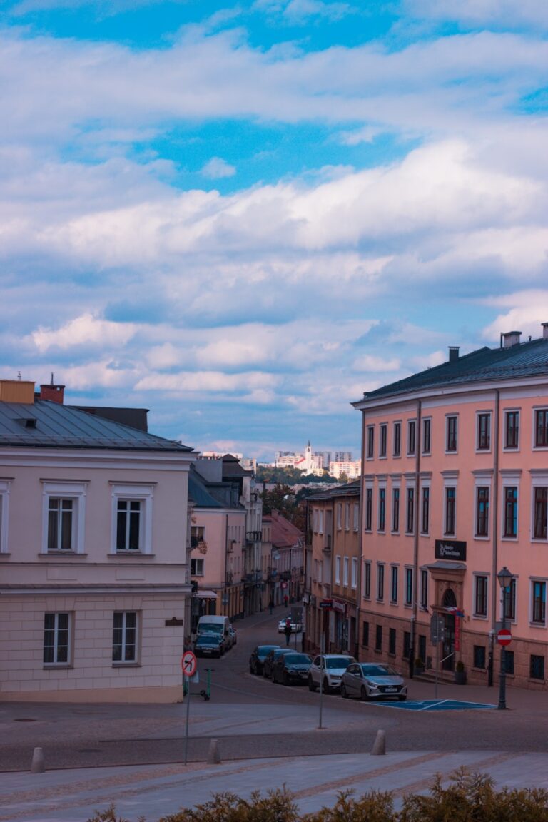 Hydrosolar Morawica – lokalna hurtownia instalacyjna dla wykonawców z okolic Kielc